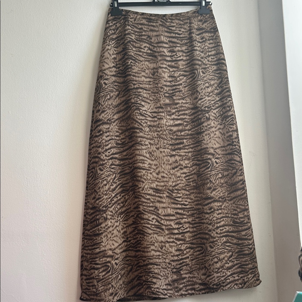 Liz Claiborne Brown Zebra Print Maxi Skirt vintage
